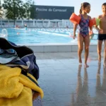 piscine du carrousel dijon : enfants et nageurs au bassin olympique
